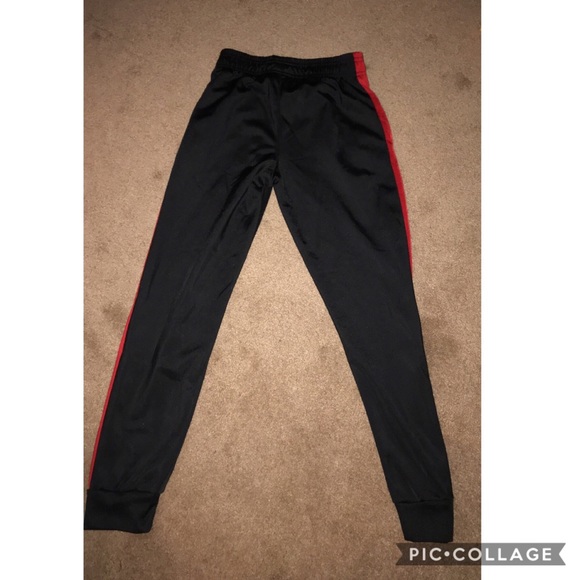Fila sweatpants - Picture 2 of 3